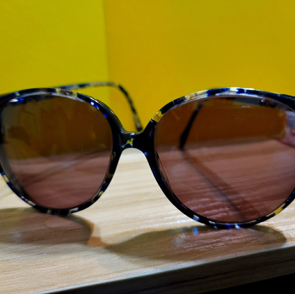 Vintage Luxottica sunglasses